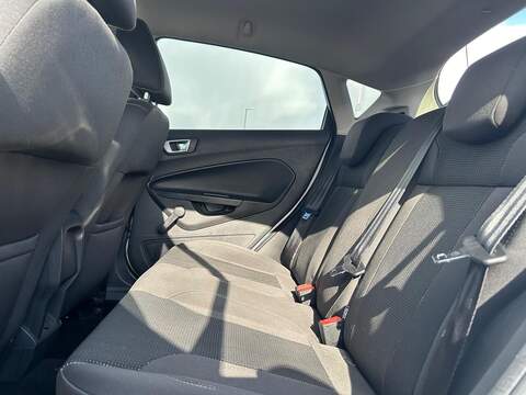 Ford Fiesta 1.0T EcoBoost Titanium Hatchback 5dr Petrol Manual Euro 6 (s/s) (100 ps) - U573
