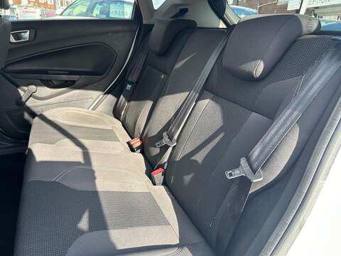 Ford Fiesta 1.0T EcoBoost Titanium Hatchback 5dr Petrol Manual Euro 6 (s/s) (100 ps) - U573