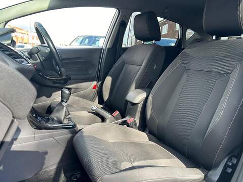 Ford Fiesta 1.0T EcoBoost Titanium Hatchback 5dr Petrol Manual Euro 6 (s/s) (100 ps) - U573