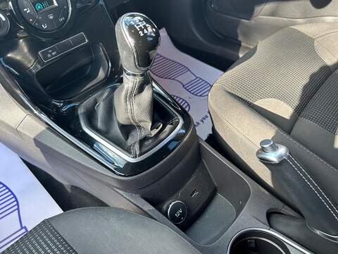 Ford Fiesta 1.0T EcoBoost Titanium Hatchback 5dr Petrol Manual Euro 6 (s/s) (100 ps) - U573