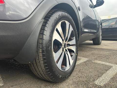 Kia Sportage 2.0 CRDi KX-4 SUV 5dr Diesel Manual AWD Euro 5 (181 bhp) - U579