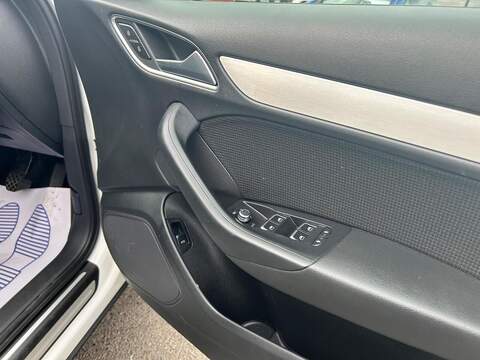 Audi Q3 1.4 TFSI CoD S line Edition Euro 6 (s/s) 5dr - U58