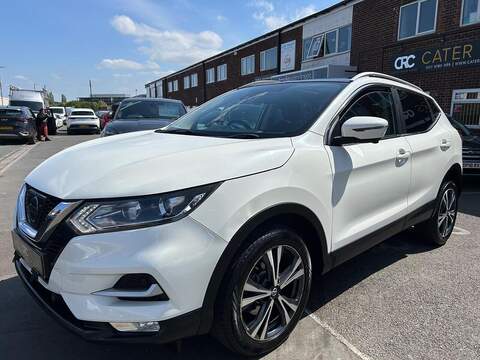 Nissan Qashqai 1.2 DIG-T N-Connecta SUV 5dr Petrol Manual Euro 6 (s/s) (115 ps) - U583