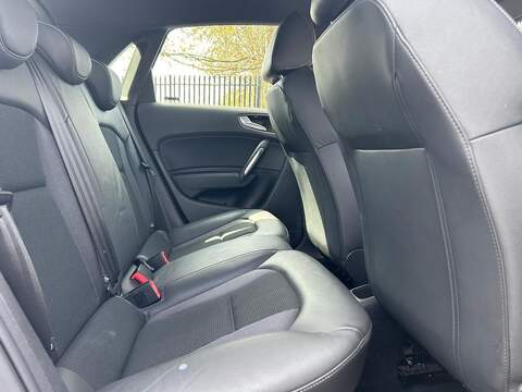 Audi A1 1.6 TDI S line Sportback 5dr Diesel Manual Euro 6 (s/s) (116 ps) - U586
