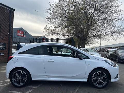 Vauxhall Corsa 1.4i Turbo White Edition Hatchback 3dr Petrol Manual Euro 6 (s/s) (150 ps) - U587