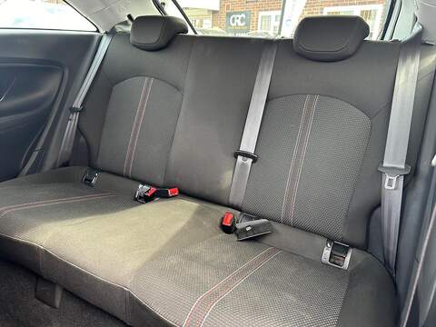Vauxhall Corsa 1.4i Turbo White Edition Hatchback 3dr Petrol Manual Euro 6 (s/s) (150 ps) - U587
