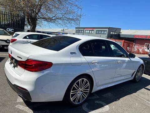 BMW 5 Series 2.0 530e 9.2kWh M Sport Saloon 4dr Petrol Plug-in Hybrid Auto Euro 6 (s/s) (252 ps) - U588