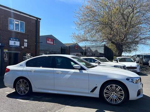 BMW 5 Series 2.0 530e 9.2kWh M Sport Saloon 4dr Petrol Plug-in Hybrid Auto Euro 6 (s/s) (252 ps) - U588