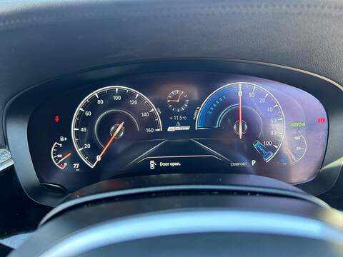 BMW 5 Series 2.0 530e 9.2kWh M Sport Saloon 4dr Petrol Plug-in Hybrid Auto Euro 6 (s/s) (252 ps) - U588