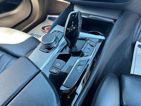 BMW 5 Series 2.0 530e 9.2kWh M Sport Saloon 4dr Petrol Plug-in Hybrid Auto Euro 6 (s/s) (252 ps) - U588