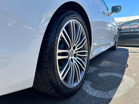 BMW 5 Series 2.0 530e 9.2kWh M Sport Saloon 4dr Petrol Plug-in Hybrid Auto Euro 6 (s/s) (252 ps) - U588