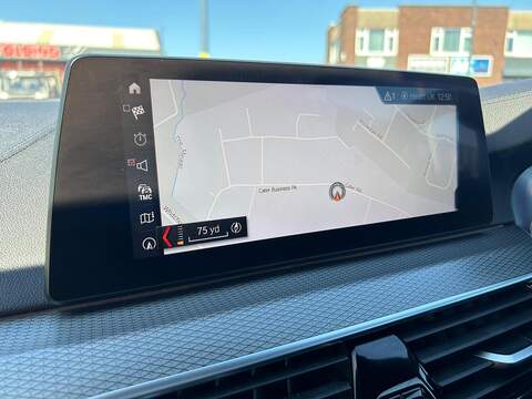 BMW 5 Series 2.0 530e 9.2kWh M Sport Saloon 4dr Petrol Plug-in Hybrid Auto Euro 6 (s/s) (252 ps) - U588