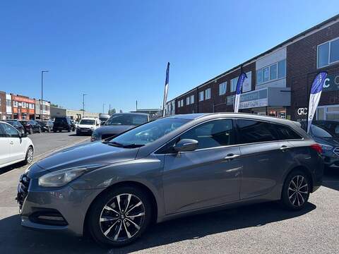 Hyundai i40 1.7 CRDi Blue Drive SE Nav Tourer 5dr Diesel DCT Euro 6 (s/s) (141 ps) - U592