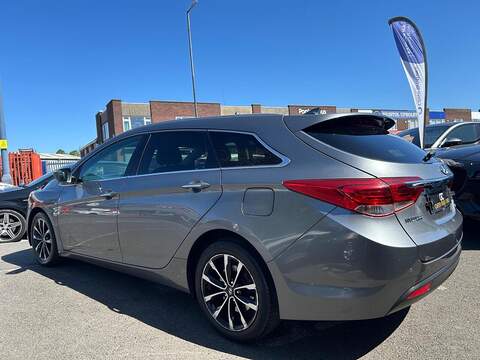 Hyundai i40 1.7 CRDi Blue Drive SE Nav Tourer 5dr Diesel DCT Euro 6 (s/s) (141 ps) - U592