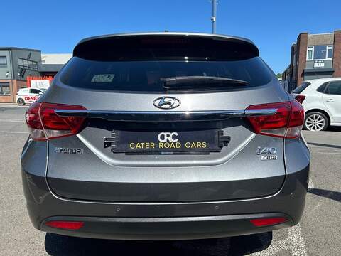 Hyundai i40 1.7 CRDi Blue Drive SE Nav Tourer 5dr Diesel DCT Euro 6 (s/s) (141 ps) - U592