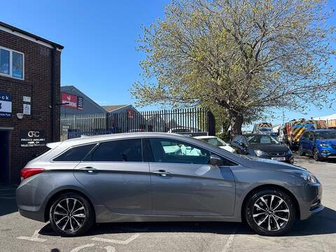 Hyundai i40 1.7 CRDi Blue Drive SE Nav Tourer 5dr Diesel DCT Euro 6 (s/s) (141 ps) - U592