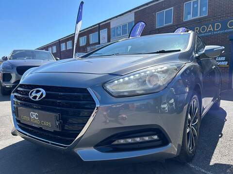 Hyundai i40 1.7 CRDi Blue Drive SE Nav Tourer 5dr Diesel DCT Euro 6 (s/s) (141 ps) - U592