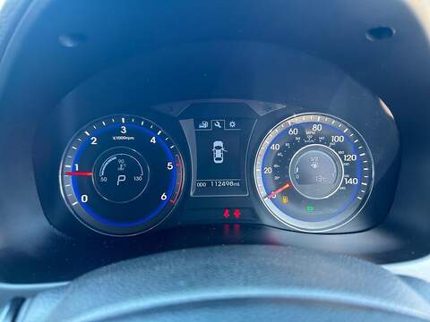 Hyundai i40 1.7 CRDi Blue Drive SE Nav Tourer 5dr Diesel DCT Euro 6 (s/s) (141 ps) - U592