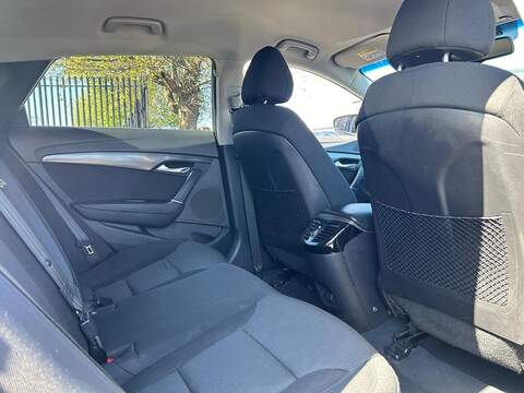 Hyundai i40 1.7 CRDi Blue Drive SE Nav Tourer 5dr Diesel DCT Euro 6 (s/s) (141 ps) - U592