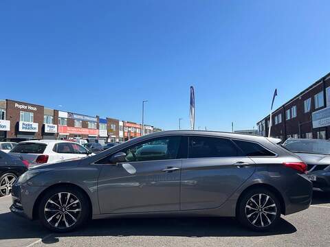 Hyundai i40 1.7 CRDi Blue Drive SE Nav Tourer 5dr Diesel DCT Euro 6 (s/s) (141 ps) - U592