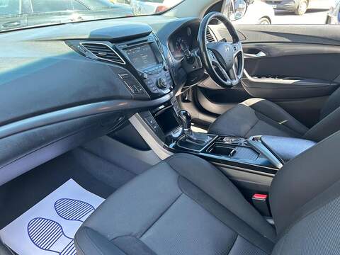 Hyundai i40 1.7 CRDi Blue Drive SE Nav Tourer 5dr Diesel DCT Euro 6 (s/s) (141 ps) - U592