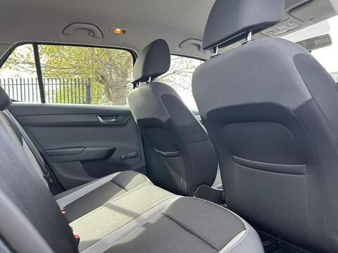 Skoda Fabia 1.0 SE Hatchback 5dr Petrol Manual Euro 6 (s/s) (75 ps) - U593