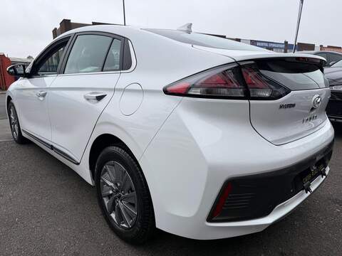 Hyundai IONIQ 38.3kWh Premium Hatchback 5dr Electric Auto (136 ps) - U594