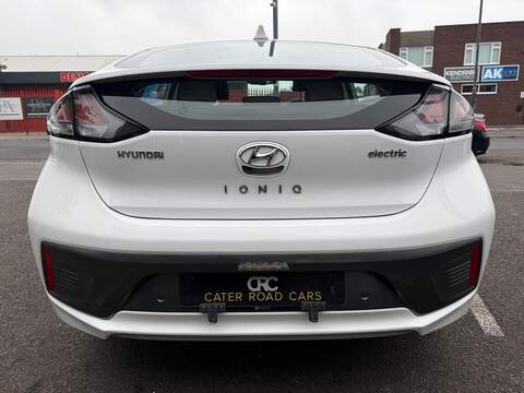 Hyundai IONIQ 38.3kWh Premium Hatchback 5dr Electric Auto (136 ps) - U594