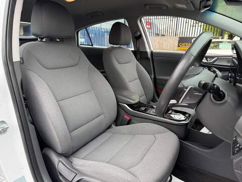 Hyundai IONIQ 38.3kWh Premium Hatchback 5dr Electric Auto (136 ps) - U594