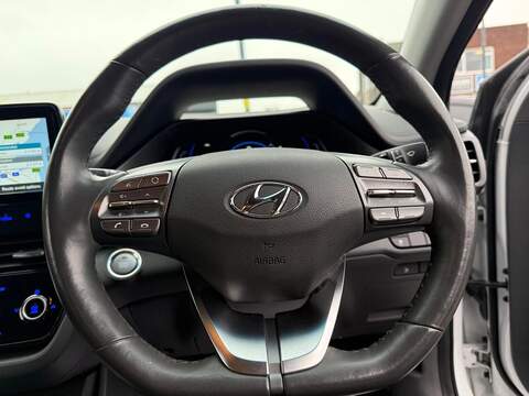 Hyundai IONIQ 38.3kWh Premium Hatchback 5dr Electric Auto (136 ps) - U594