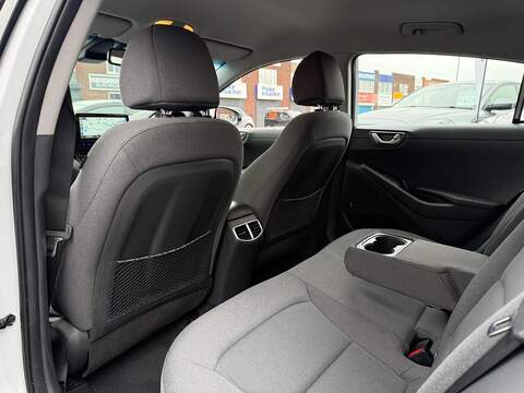Hyundai IONIQ 38.3kWh Premium Hatchback 5dr Electric Auto (136 ps) - U594