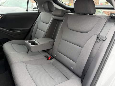 Hyundai IONIQ 38.3kWh Premium Hatchback 5dr Electric Auto (136 ps) - U594