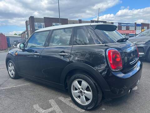 MINI Hatch 1.5 Cooper Hatchback 5dr Petrol Manual Euro 6 (s/s) (136 ps) - U597