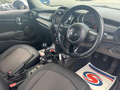 MINI Hatch 1.5 Cooper Hatchback 5dr Petrol Manual Euro 6 (s/s) (136 ps) - U597