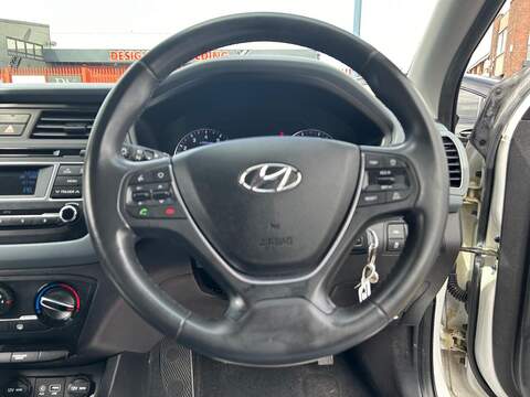 Hyundai i20 i20 1.2 Blue Drive SE Euro 6 (s/s) 5dr - U6