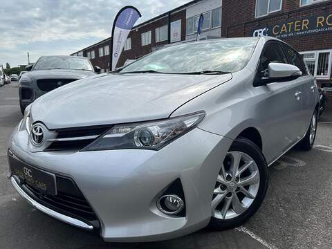 Toyota Auris 1.4 D-4D Icon Hatchback 5dr Diesel Manual Euro 5 (s/s) (90 ps) - U600