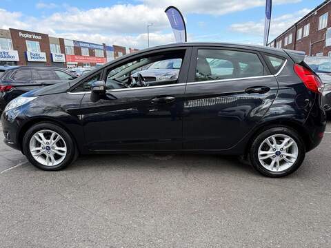 Ford Fiesta 1.0T EcoBoost Zetec Hatchback 5dr Petrol Manual Euro 5 (s/s) (100 ps) - U601