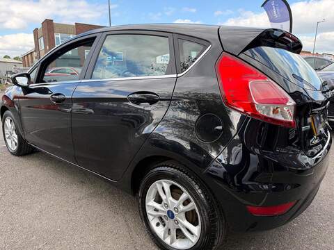 Ford Fiesta 1.0T EcoBoost Zetec Hatchback 5dr Petrol Manual Euro 5 (s/s) (100 ps) - U601