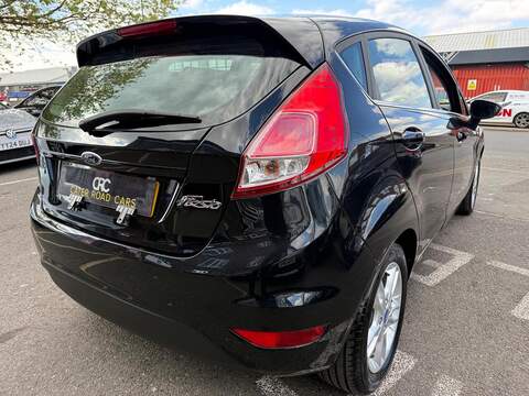 Ford Fiesta 1.0T EcoBoost Zetec Hatchback 5dr Petrol Manual Euro 5 (s/s) (100 ps) - U601