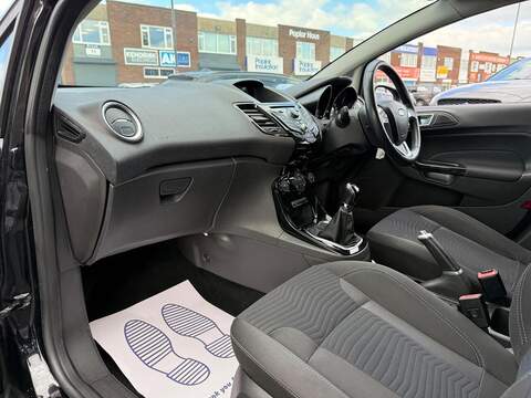 Ford Fiesta 1.0T EcoBoost Zetec Hatchback 5dr Petrol Manual Euro 5 (s/s) (100 ps) - U601