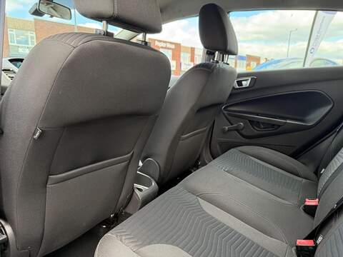 Ford Fiesta 1.0T EcoBoost Zetec Hatchback 5dr Petrol Manual Euro 5 (s/s) (100 ps) - U601