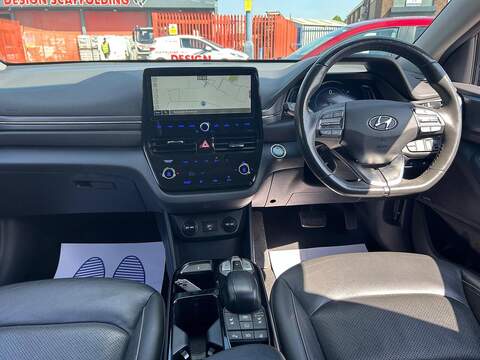 Hyundai IONIQ 38.3kWh Premium Hatchback 5dr Electric Auto (136 ps) - U603
