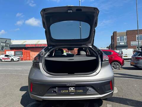 Hyundai IONIQ 38.3kWh Premium Hatchback 5dr Electric Auto (136 ps) - U603