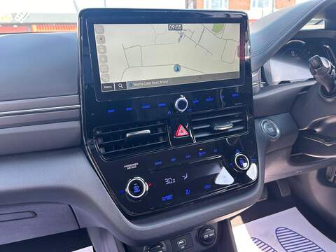 Hyundai IONIQ 38.3kWh Premium Hatchback 5dr Electric Auto (136 ps) - U603