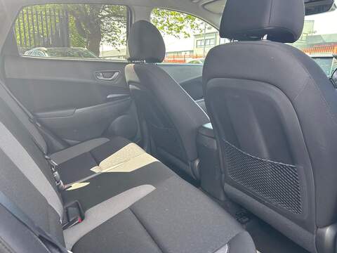 Hyundai KONA 1.0 T-GDi Premium SUV 5dr Petrol Manual Euro 6 (s/s) (120 ps) - U609
