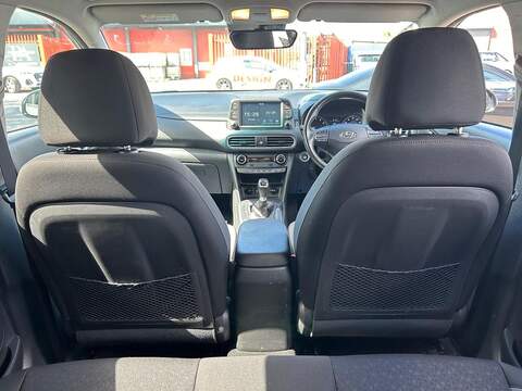 Hyundai KONA 1.0 T-GDi Premium SUV 5dr Petrol Manual Euro 6 (s/s) (120 ps) - U609