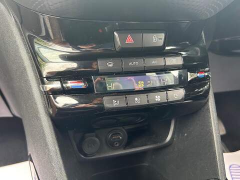 Peugeot 2008 1.6 BlueHDi Allure SUV 5dr Diesel Manual Euro 6 (s/s) (100 ps) - U610