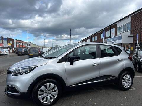Renault Captur 1.5 dCi ENERGY Expression + SUV 5dr Diesel Manual Euro 6 (s/s) (90 ps) - U613
