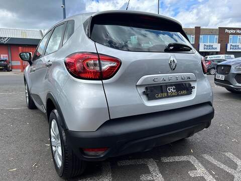 Renault Captur 1.5 dCi ENERGY Expression + SUV 5dr Diesel Manual Euro 6 (s/s) (90 ps) - U613