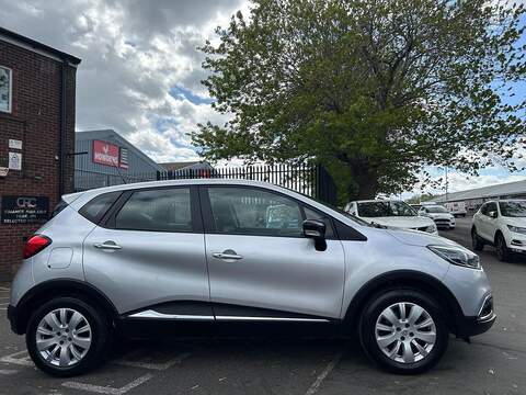 Renault Captur 1.5 dCi ENERGY Expression + SUV 5dr Diesel Manual Euro 6 (s/s) (90 ps) - U613